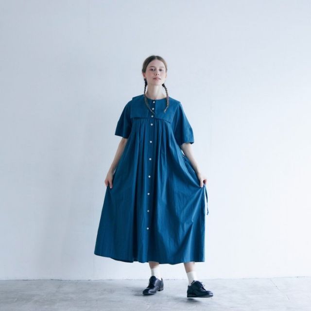 MAGALI | 天日干しコットン スクエアカラー ワンピース deep blue | ワンピース マガリ