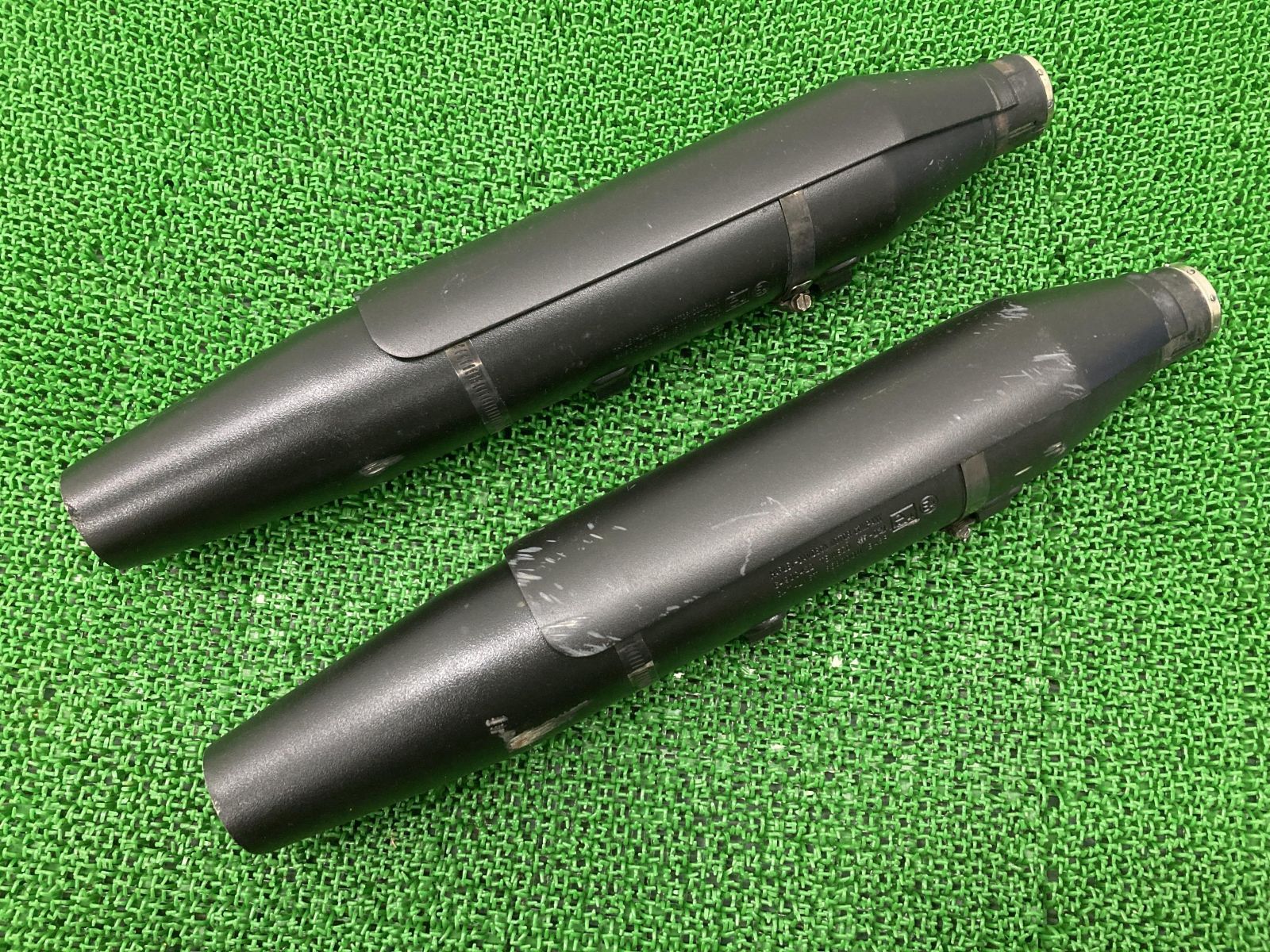 XL883N サイレンサーマフラー 64900422 ハーレー 純正 中古 バイク 部品 スポーツスター 883アイアン ヒートガード 機能的問題なし