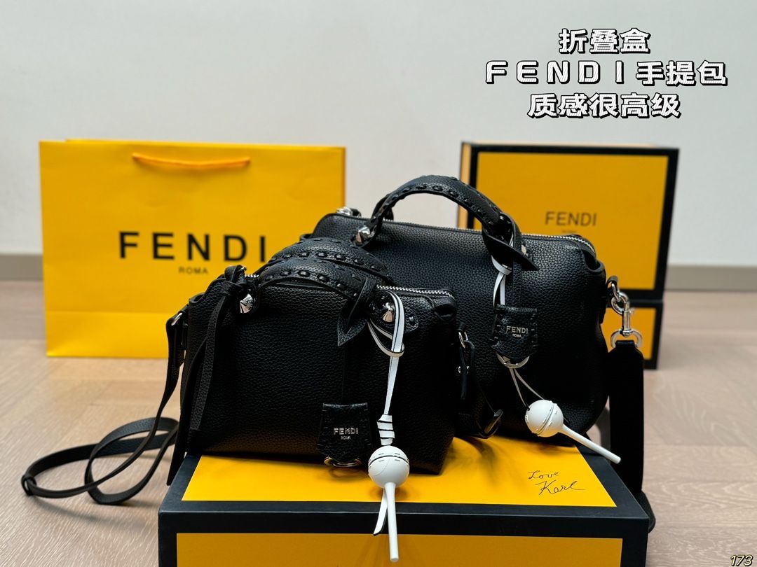 6️⃣カラー¥1400/¥1320折りたたみボックス フェンディFENDI