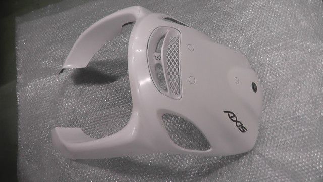 グランドアクシス100 SB01J SB06J フロントフェンダー フロントレッグシールド ハンドル カバー サイド モール テールカバー 黒 グランドアクシス100 SB06J の フロントフェンダー 傷:#1757467139