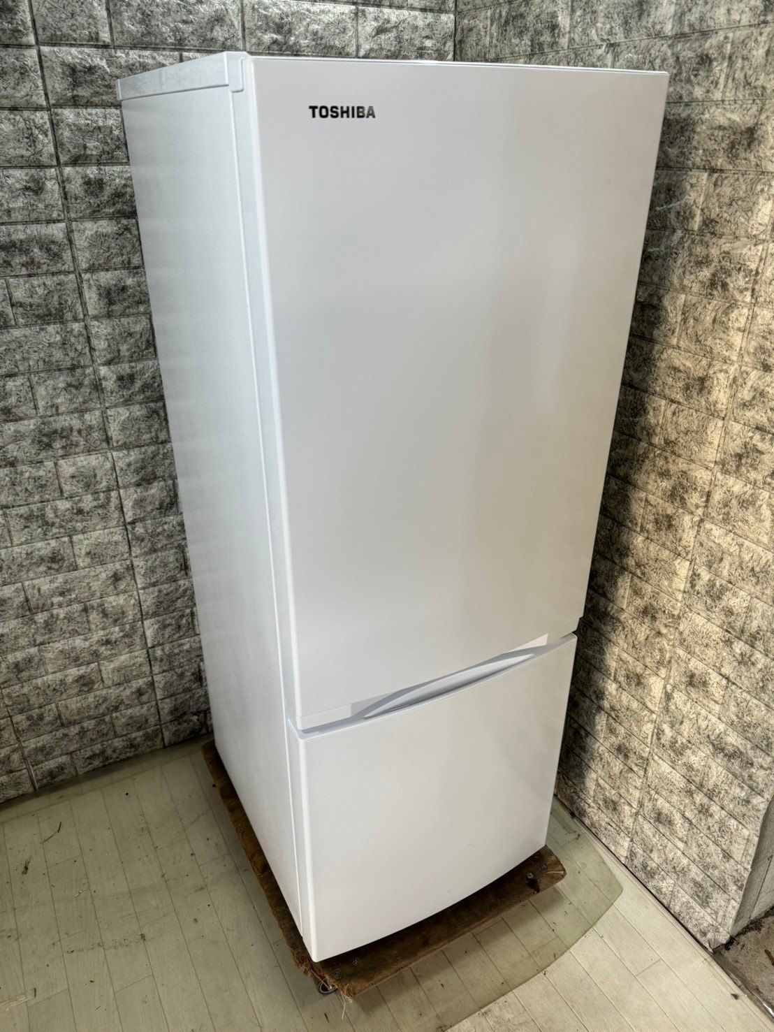 大阪送料無料★3か月保障付き★冷蔵庫★2ドア★GR-T15BS(Ｗ)★R-314 大阪送料無料☆3か月保障付き☆冷蔵庫☆2022年☆東芝☆2ドア☆GR