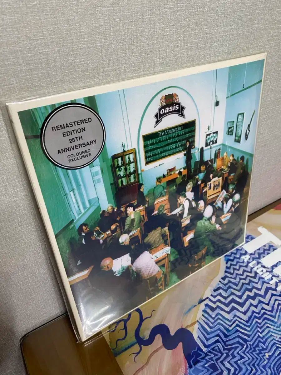 oasis ー the masterplan lp silver color