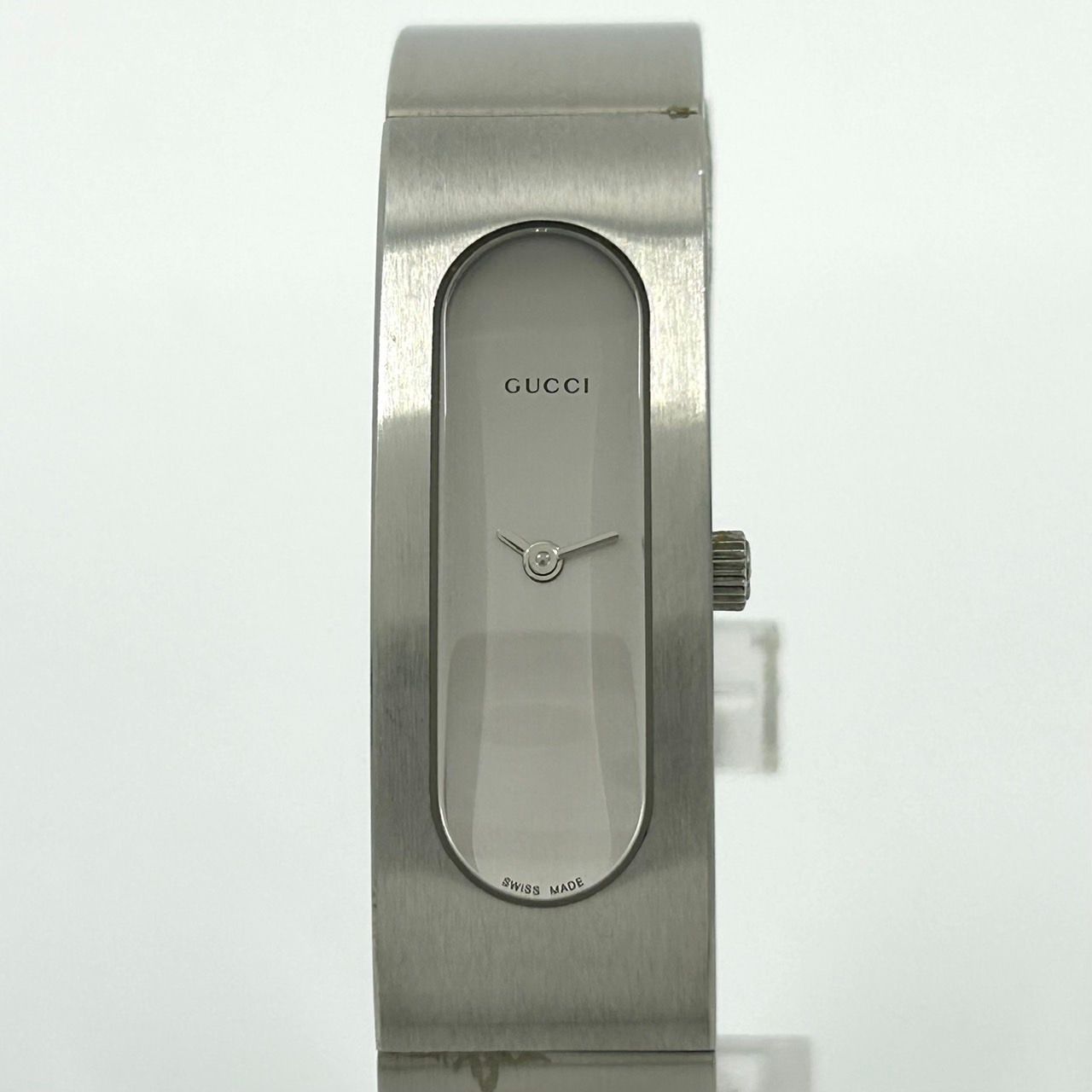 【美品/箱付/取説】GUCCI 2400S シルバーバングル　文字盤シルバー GUCCI 2400S シルバーバングル 文字盤シルバー 箱、カード付