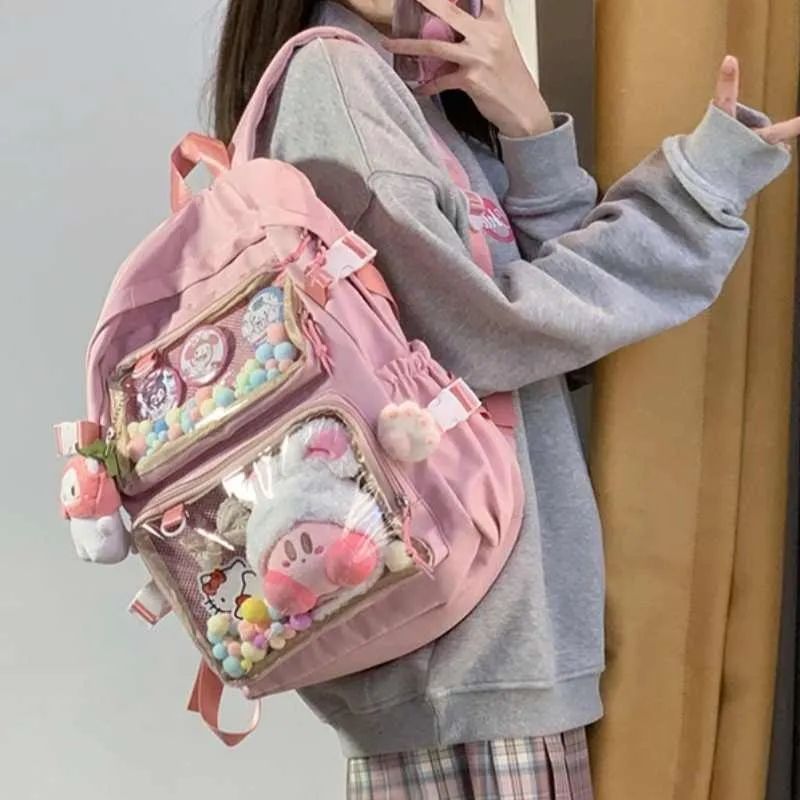 痛バッグ 万能 大容量 即購入OK デイパック 透明 学院風 学生 リュック 日常 女 学園 バッジ yunban312