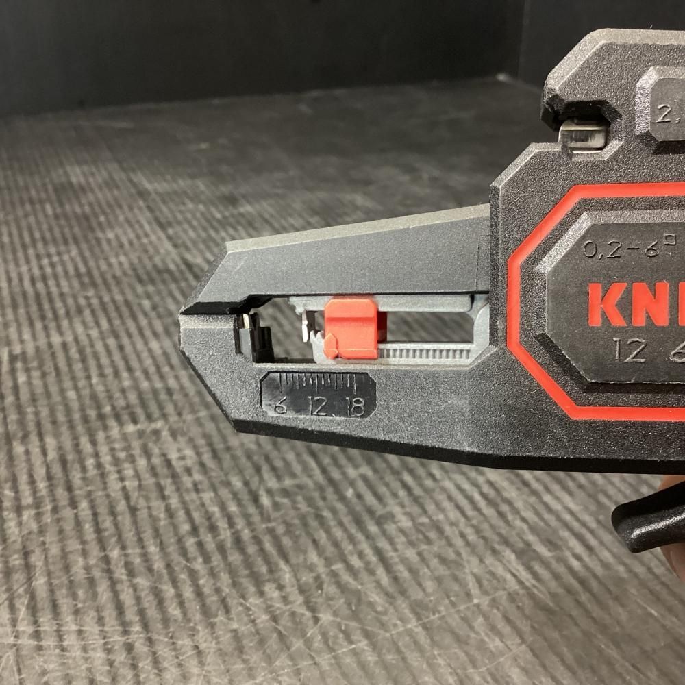 KNIPEX クニペックス 1264-180 ワイヤーストリッパー (オートマチック) ストリッピング能力(mm2)：0.75〜2.5 ストリッピング能力(AWG)：19-13 質量(g)：125 クニペックス KNIPEX メトリックワイヤーストリッパー 絶縁コンフォートグリップグリップ 1376-200ME 1211-180  ワイヤーストリッパー KNIPEX(クニペックス) 使用範囲0.5&frasl;1.2&frasl;1.6&frasl;2.0Φmm 1211-180 - 通販モノタロウ  KNIPEX