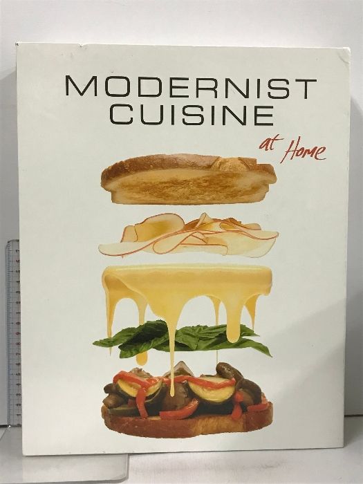 洋書 Modernist Cuisine at Home Cooking Lab Nathan Myhrvold キッチンマニュアル付き - メルカリ