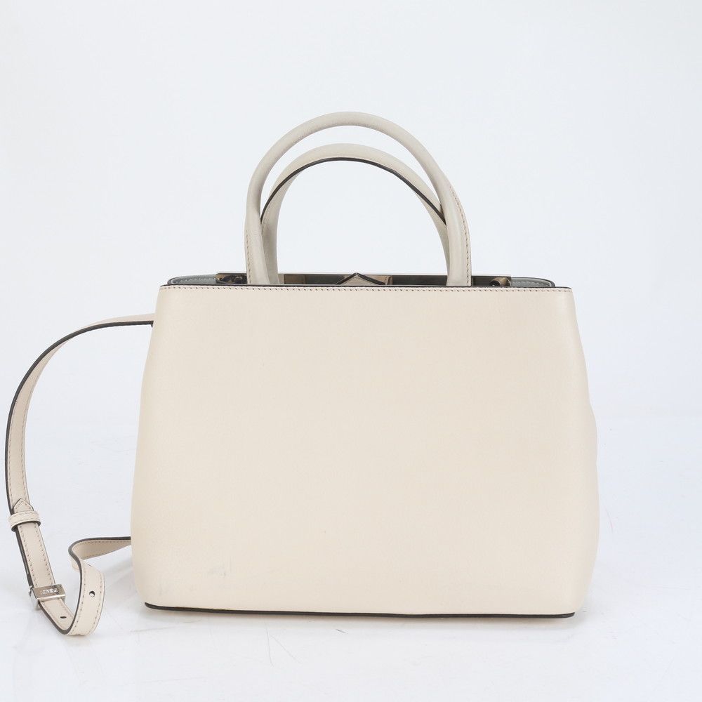 ✨FENDI プチトゥージュール レザー 2wayショルダーバッグ✨ 楽天市場】FENDI フェンディ プチ トゥージュール PETITE 2JOURS