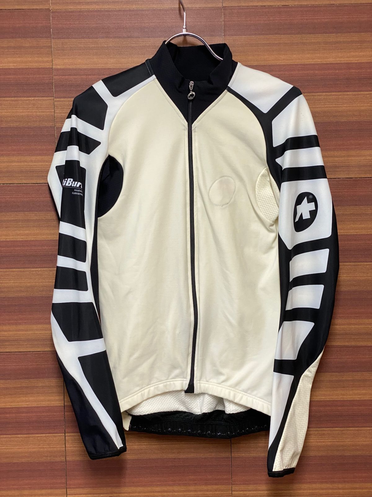 H XA4255 assos アソス iJ.tiburu.4 サイズM 長袖 ジャージ サイクル ウェア 自転車 ロードバイク MTB 未使用 展示品 アソス ミッドシーズンにぴったりな高機能ジャージ＆S7世代へと進化