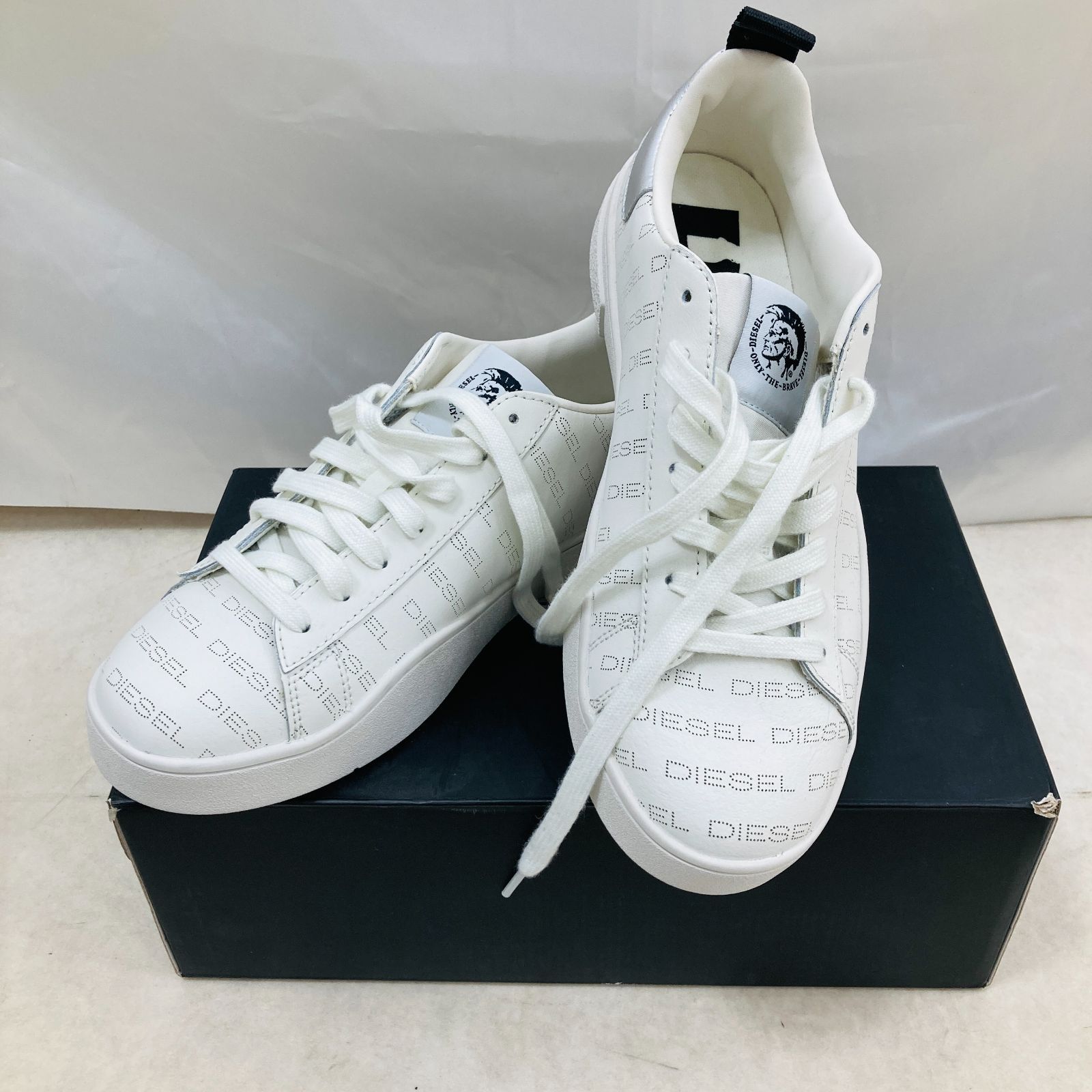 A【中古】DIESEL ディーゼル S-CLEVER LOW LACE MEN Y02045 P2662 H7269 STAR WHITE/SILVER メンズ スニーカー