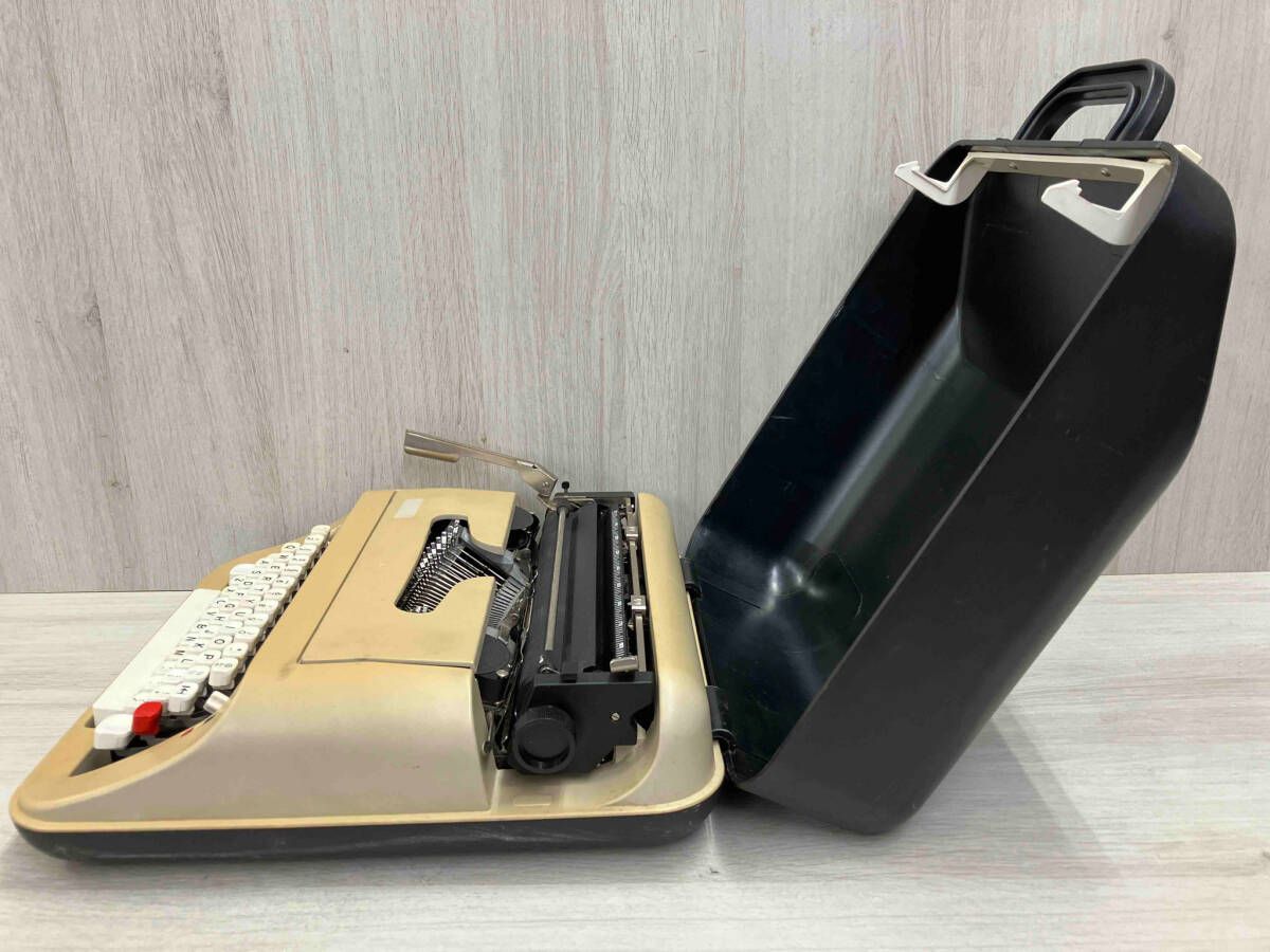ジャンク】 Olivetti タイプライター LETTERA 34 - メルカリ