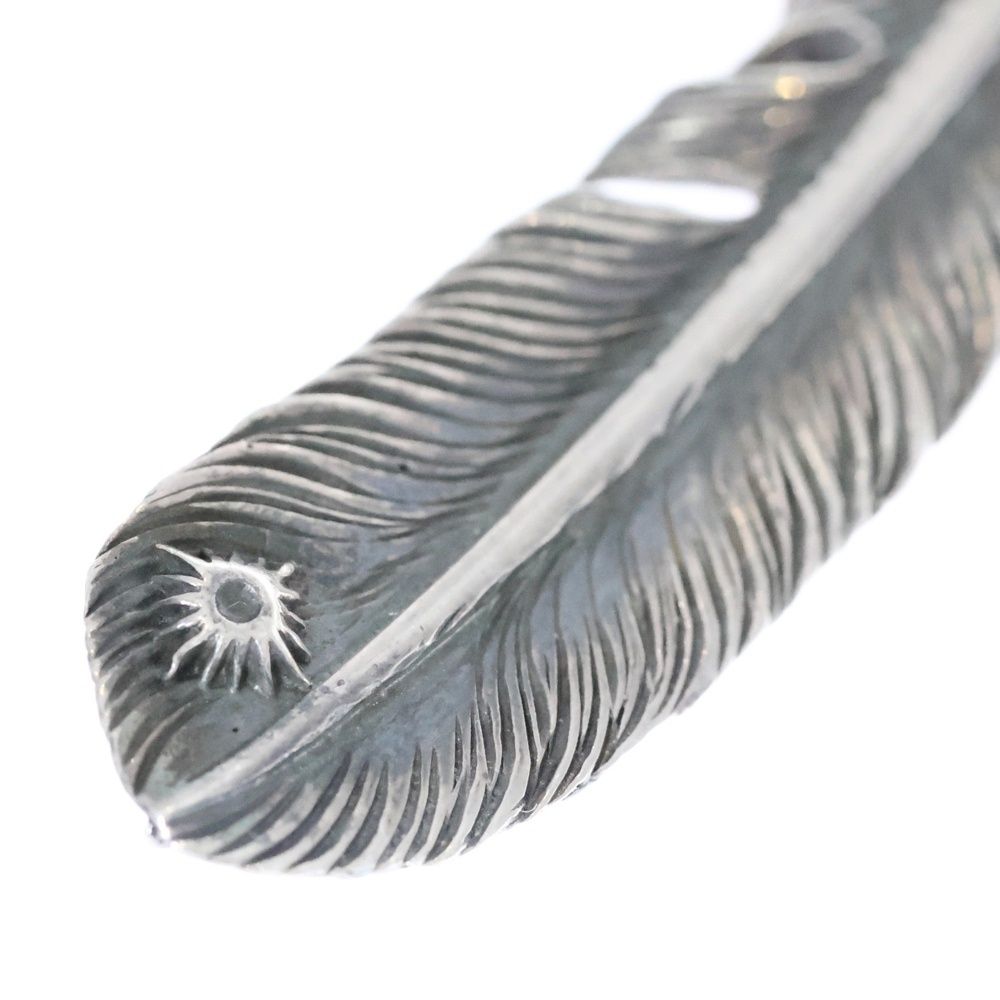 超人気 ARIZONA DOM アリゾナフリーダム T-51g K18 上金 ハートフェザー 右向き 60mm ペンダントトップ シルバーゴールド