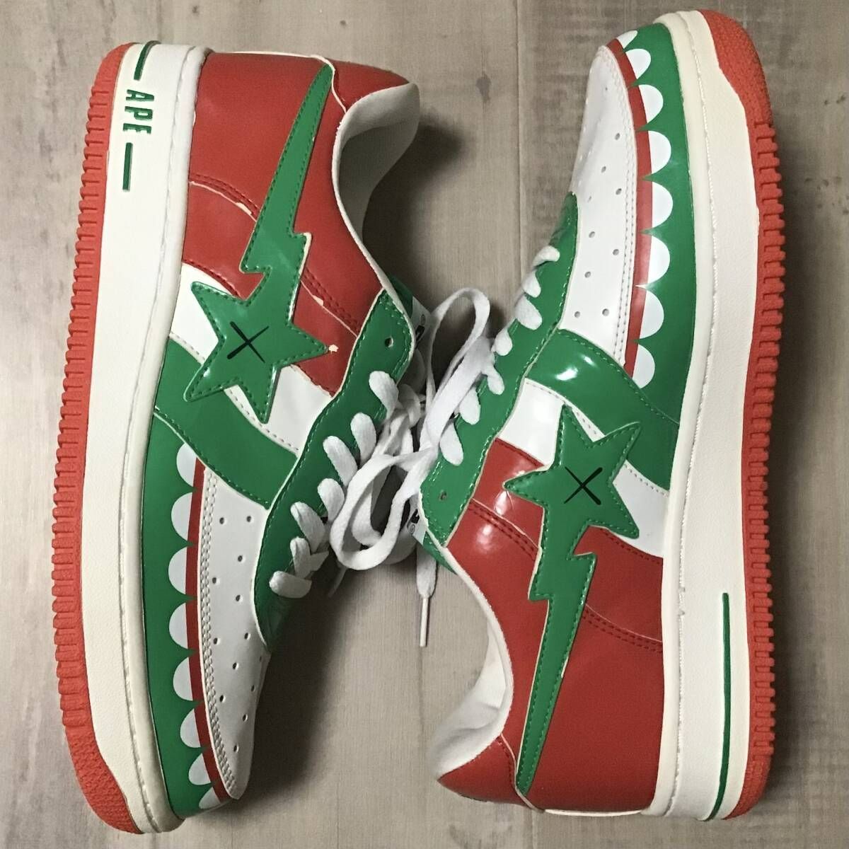 KAWS CHOMPERS BAPE STA エナメル スニーカー 27.5cm Red Green a 