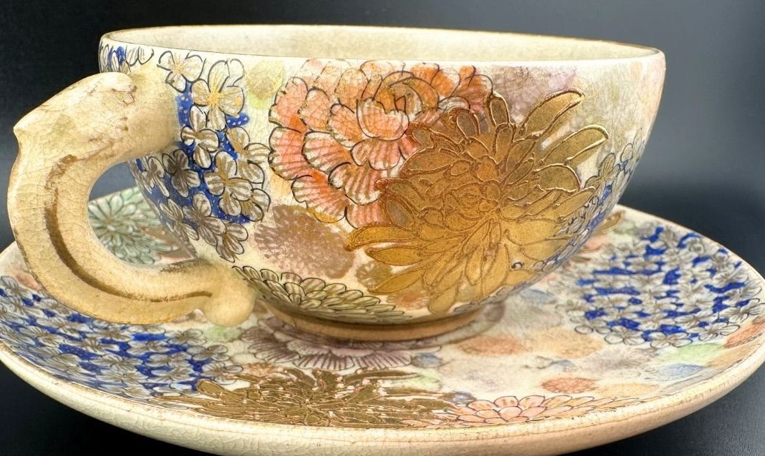 希少】明治期 京薩摩 薩摩焼 カップ＆ソーサー 金光山銘入り 百花繚乱