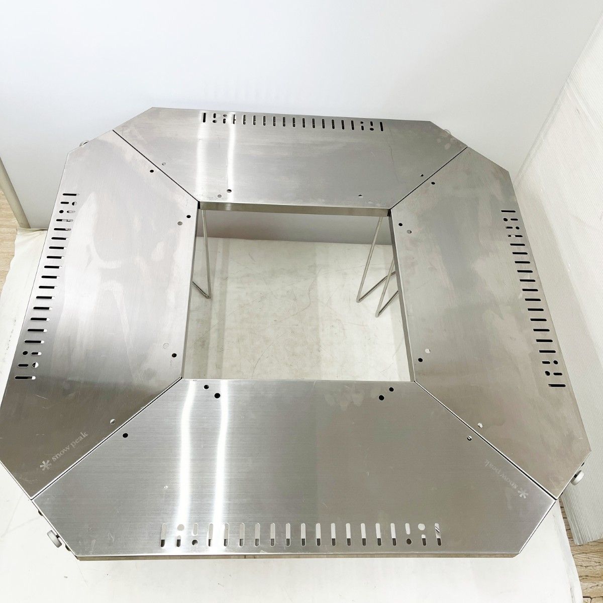 スノーピーク　ジカロテーブル　 peak ST-050 収納袋付き snow peak スノーピーク ジカロテーブル (ST-050) ／ 焚き