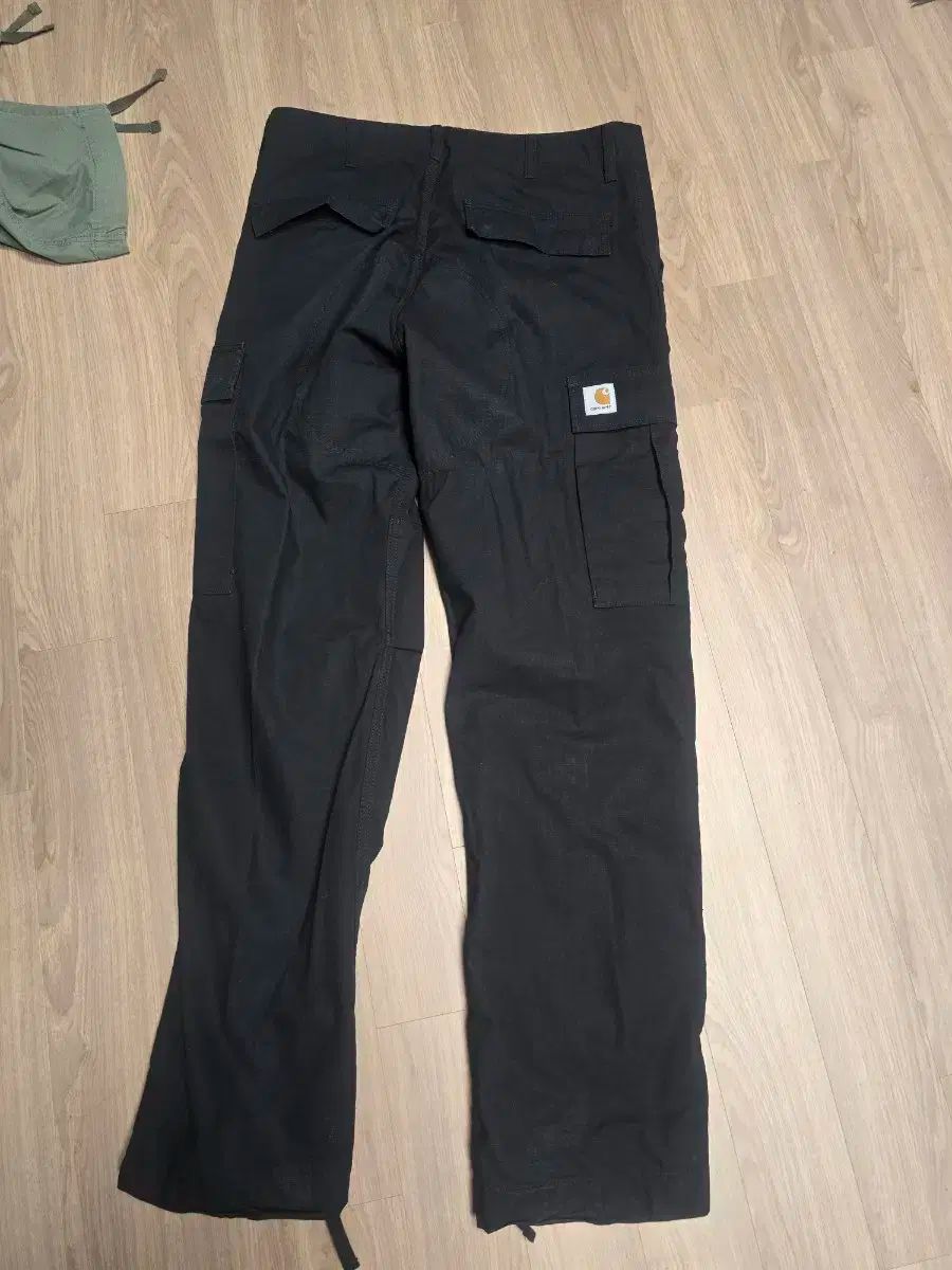 31 Carhartt カーハート レギュラー カーゴパンツ columbia