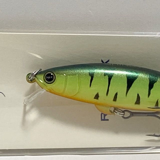 REVONIK レヴォニックSHINDY94 ミノー・プラグ 3個セット