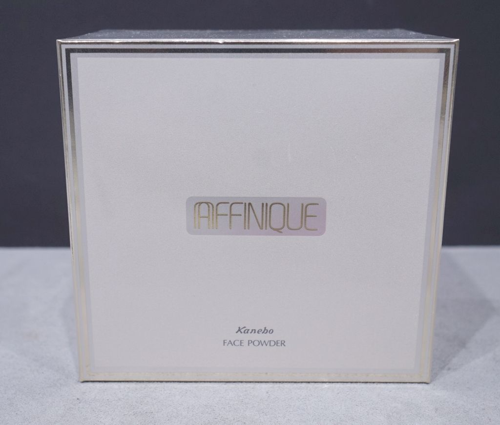 未使用　美品　アフィニーク　フェースパウダー40g 未開封品 カネボウ アフィニーク フェースパウダー 40g - メルカリ