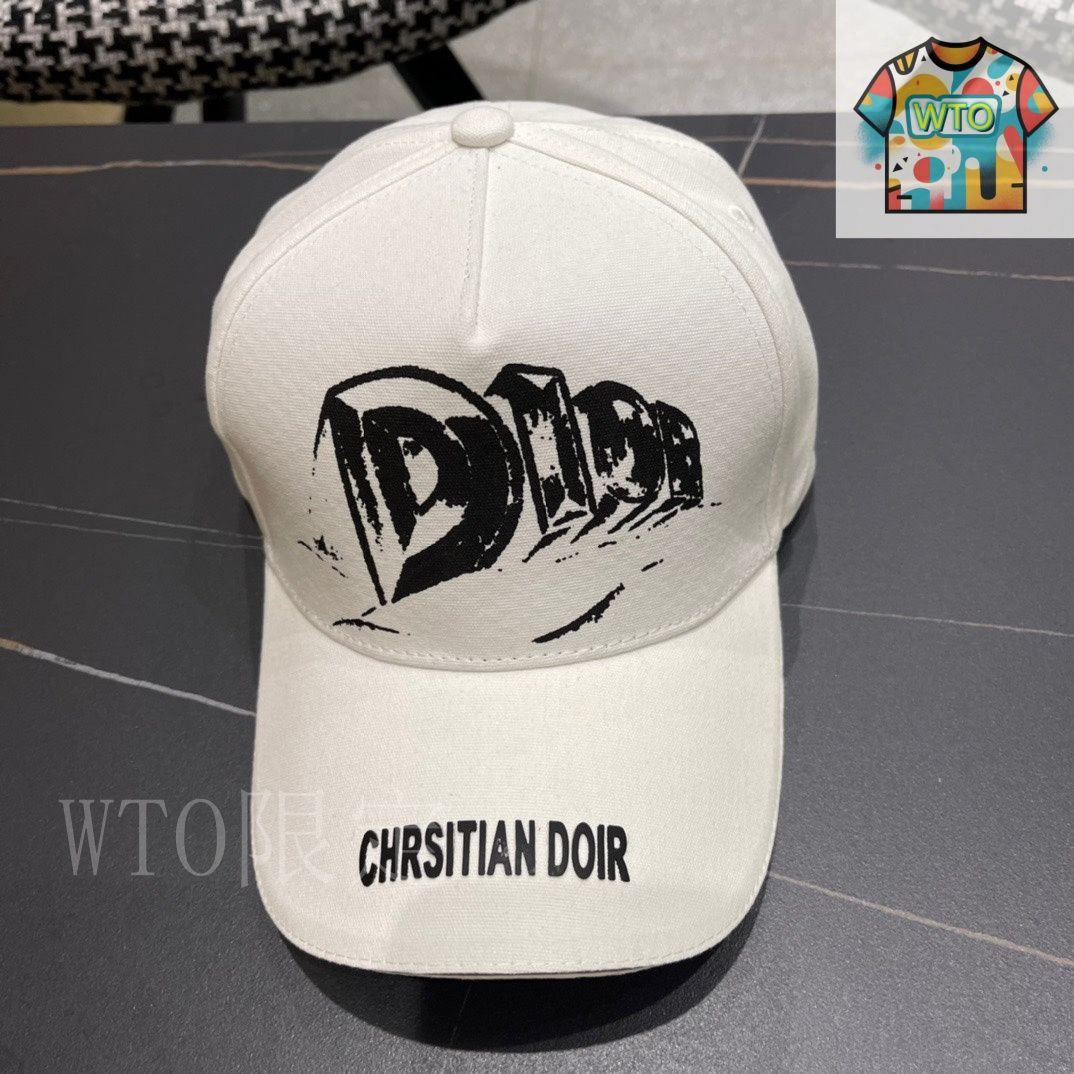 今日 Dior クラシック ベースボールキャップ-3