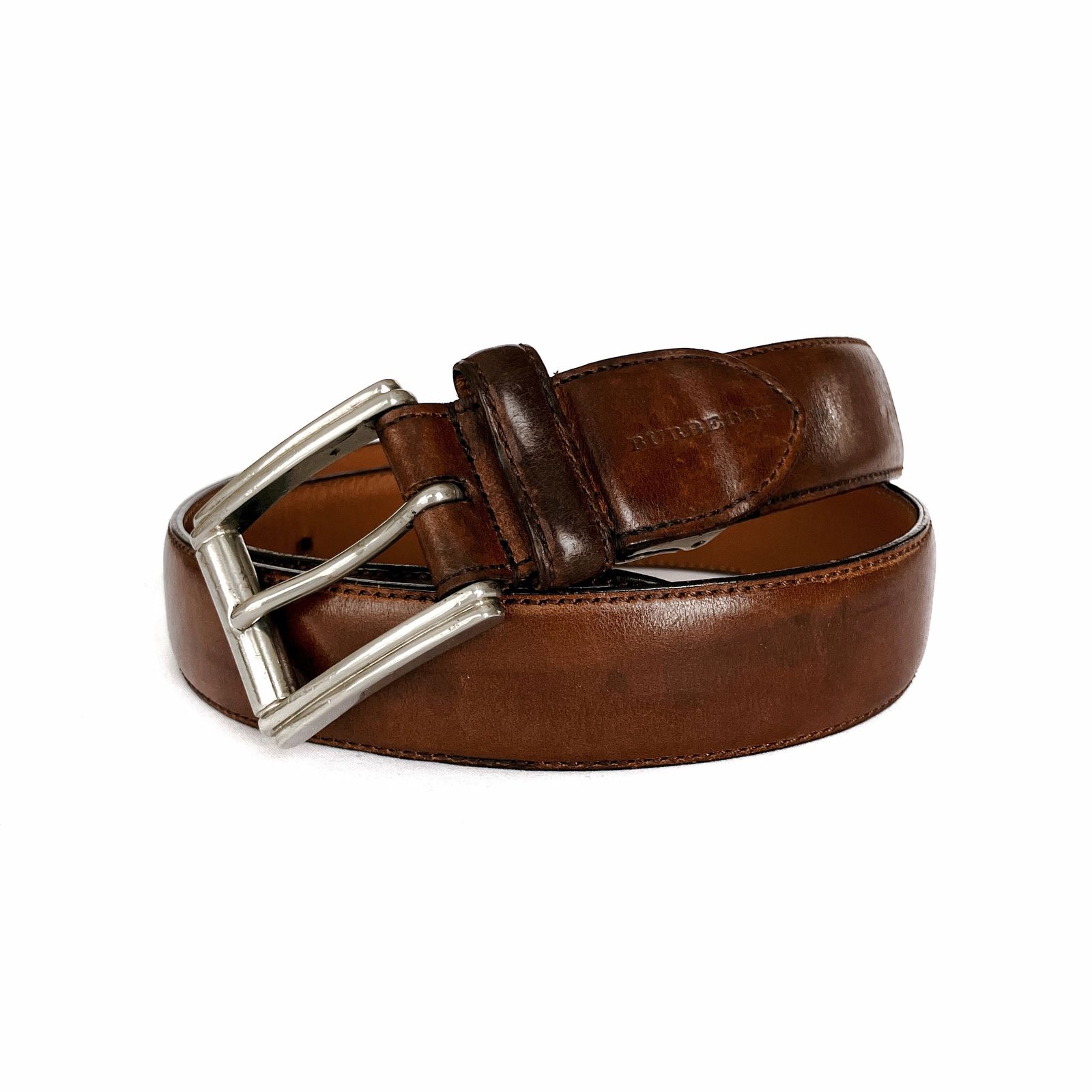 美品　BURBERRY レザーベルト　ブラウン×シルバー金具　イタリア製 BURBERRY バーバリー レザー ベルト ブラウン 本革 シルバー