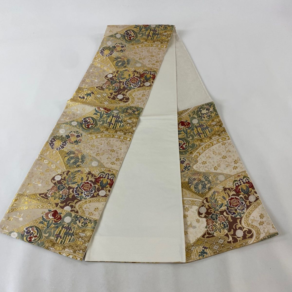 中古美品 袋帯 唐草花模様 金×緑系■N70805-6 袋帯 美品 秀品 振袖向き 草花 七宝 唐織 金糸 金色 六通 正絹