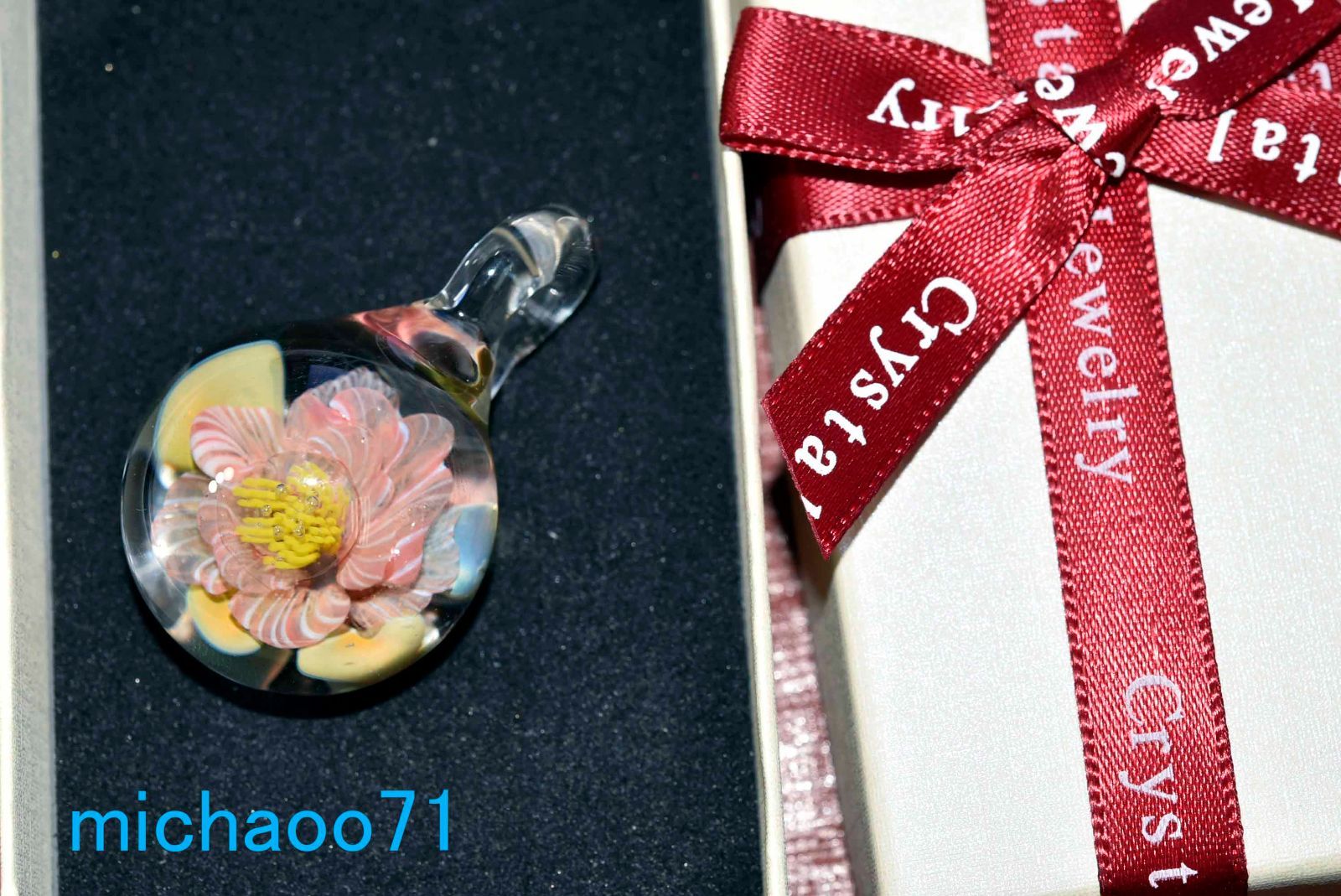 フラワー ガラスのペンダントトップ (12099-P21)GLASS FLOWER 透き通っ 