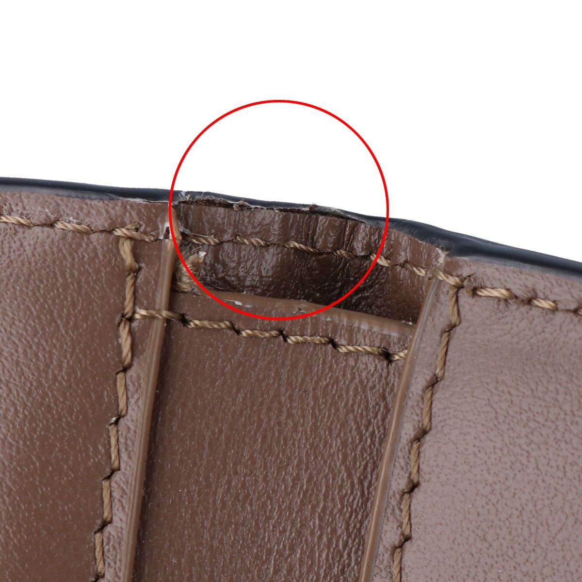 未使用品　箱付き　FENDI フェンディ　折り財布　ズッカ柄　FFロゴ　ブラウン FENDI】フェンディ FFダイヤモンド 三つ折り財布 ズッカ柄