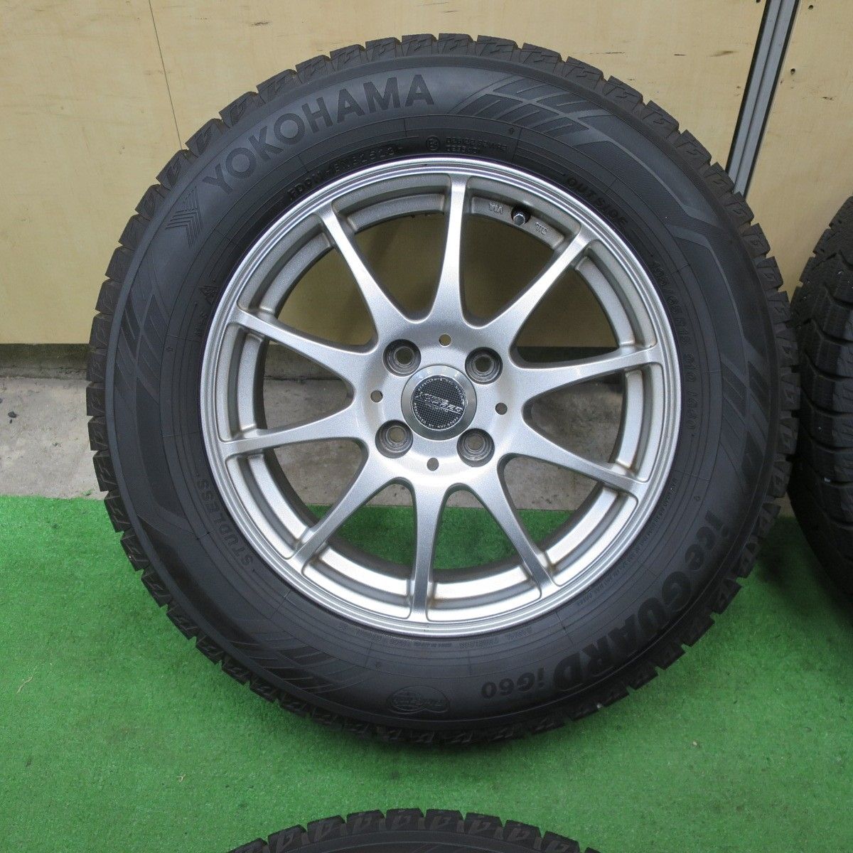 バリ溝 23年 キレイ 9.5分 スタッドレス 195 65R15 ヨコハマ アイスガード iG60 X CROSS SPEED PREMIUM クロススピード 15インチ PCD100 4H 5092401TTス