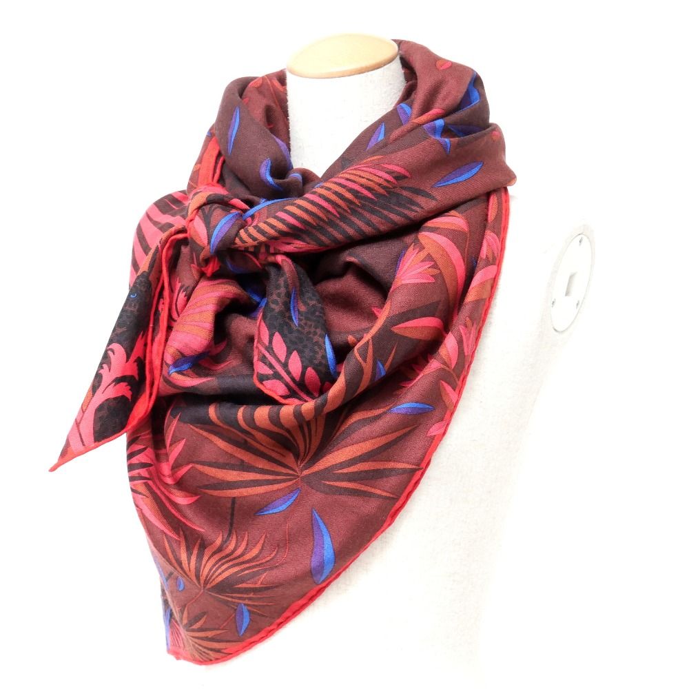 カルティエ□ロゴ＆ジュエリー柄 大判シルクスカーフ Cartier ビジュー