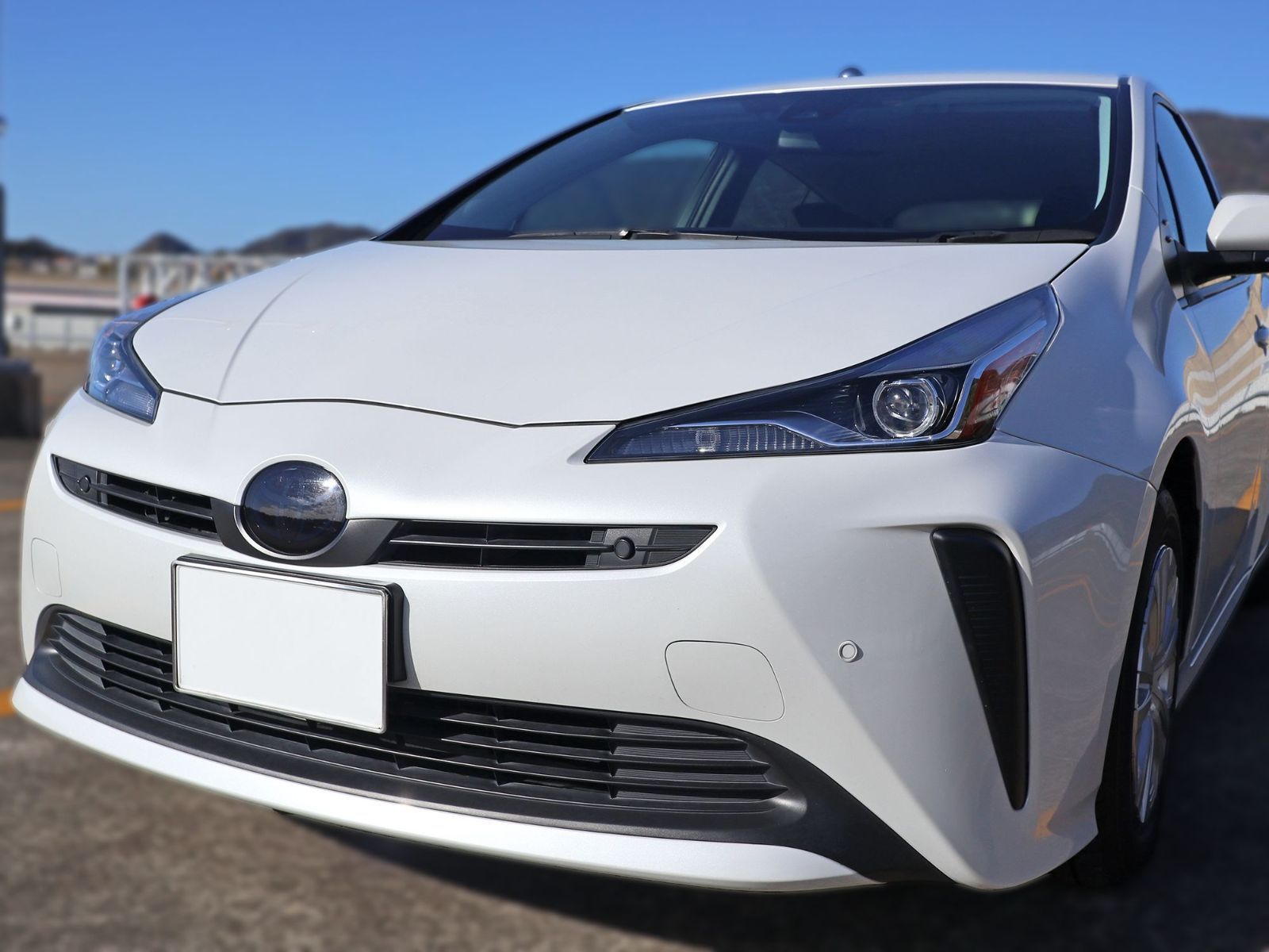 Tint+再利用Okエンブレム スモークフィルム後期プリウス50(スモーク20％)  ZVW50/ZVW51/ZVW55 vvw zvw50 zvw51