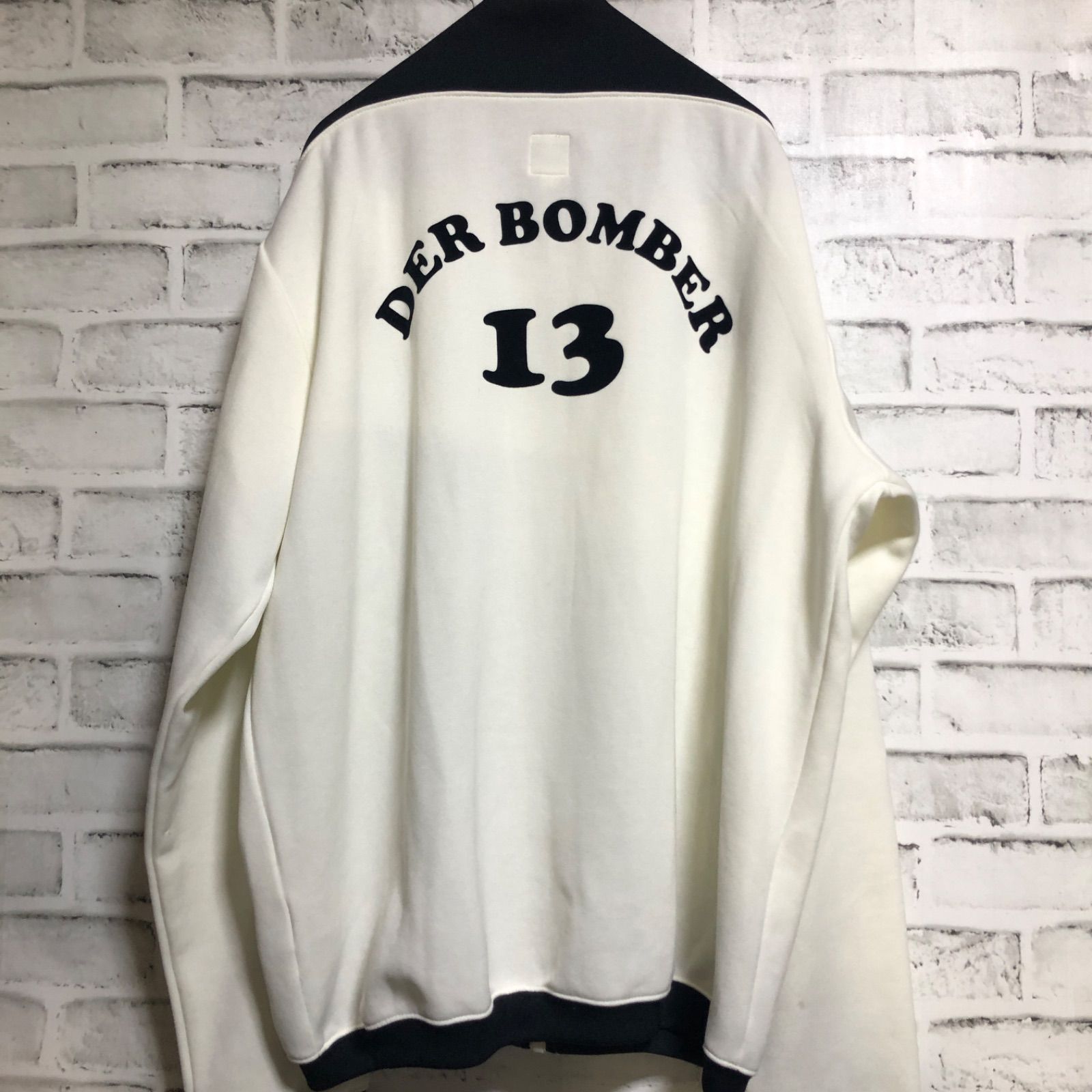 90s adidas トラックジャケットL 刺繍 DER BOMBER GM13 保障できる