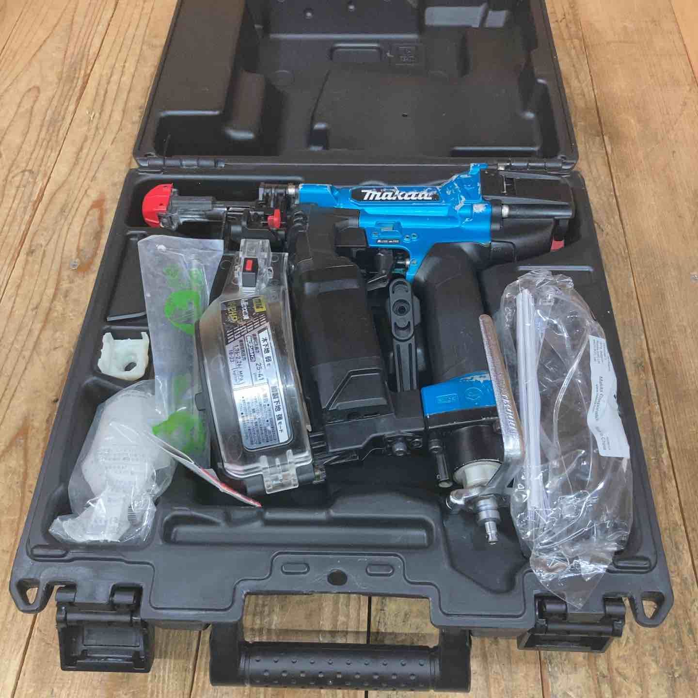 マキタ makita 高圧エアネジ打ち機 AR412HRM 所沢店