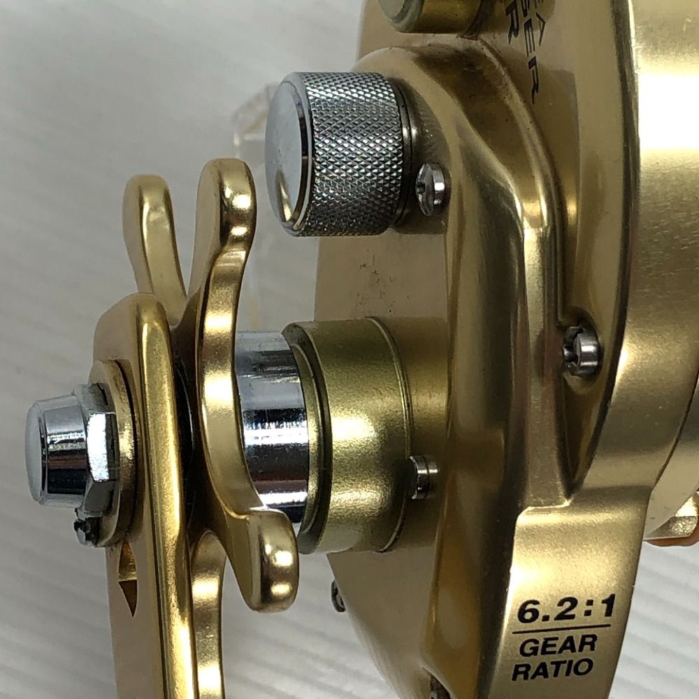 ΣΣSHIMANO シマノ OCEA JIGGER オシアジガーNR2000 やや傷や汚れあり