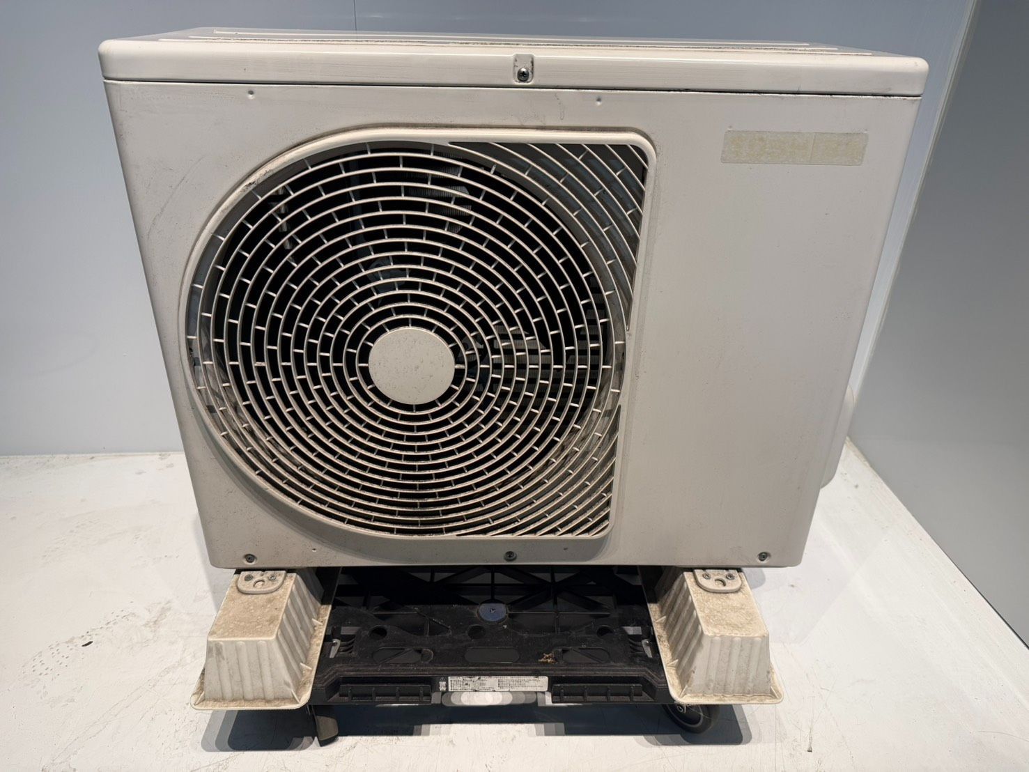 237 TOSHIBA 2020年製エアコン 6～8畳用 - メルカリ