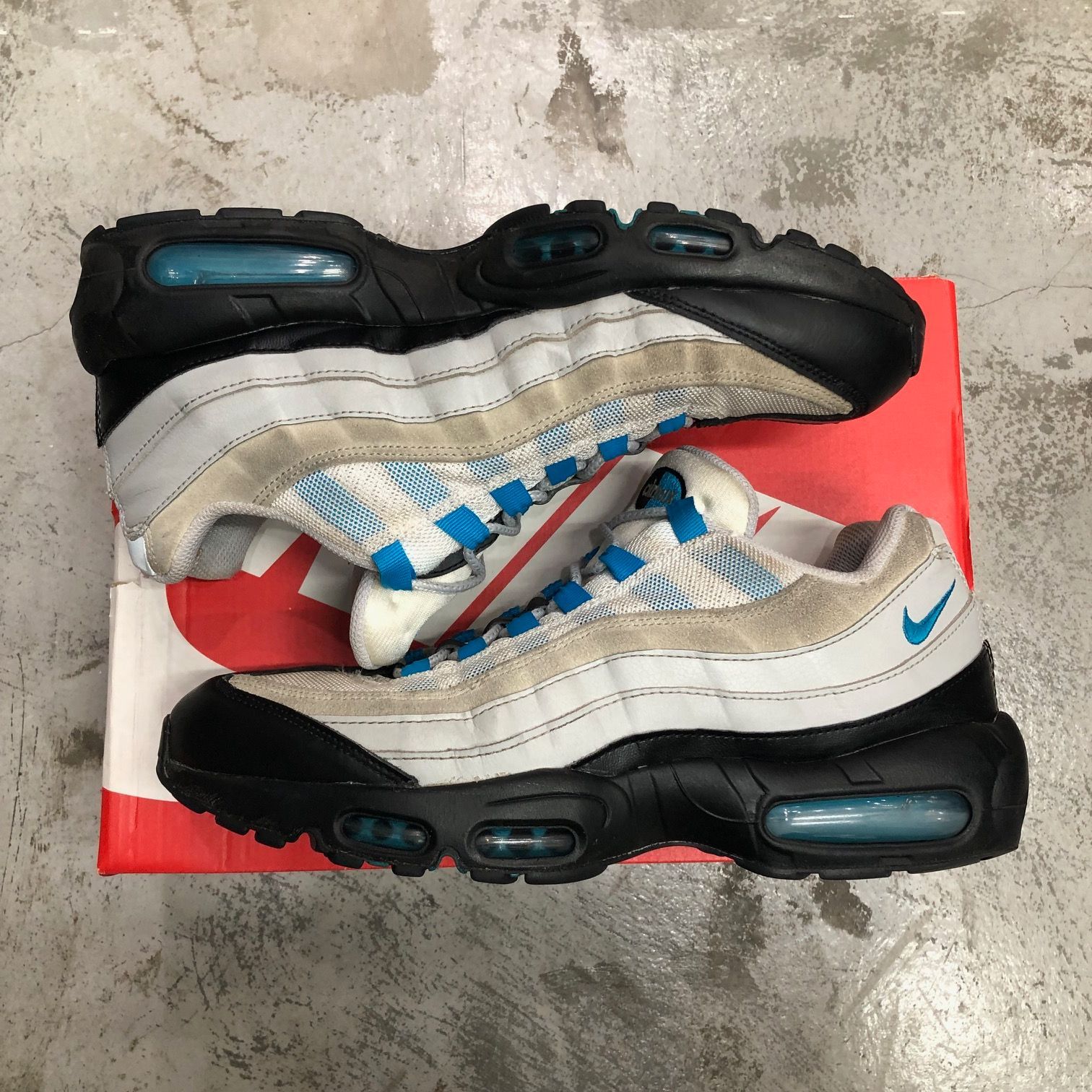 国内正規 NIKE Air Max 95 Laser Blue CZ8684-001 レーサーブルー エアマックス95 スニーカー ナイキ 28cm  71197A1 - メルカリ