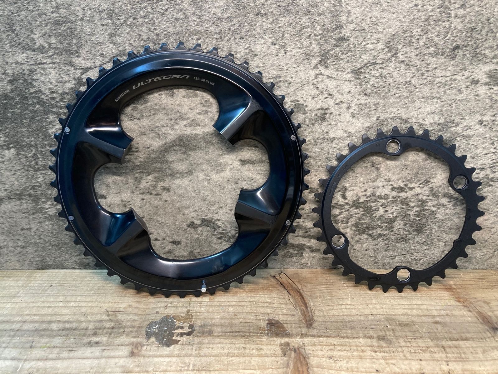 じーふん様用　FC-R8100チェーンリング Amazon | シマノ(SHIMANO) FC-R8100 52T-NH | シマノ(SHIMANO