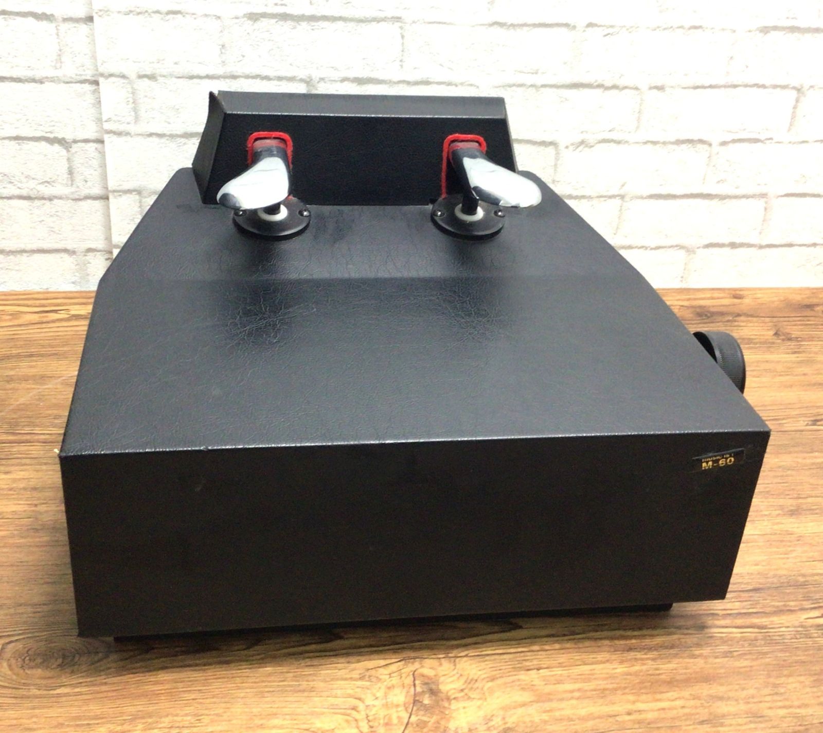 3780 山一木研 ピアノ補助ペダル M-60 ピアノ用 昇降式 補助台