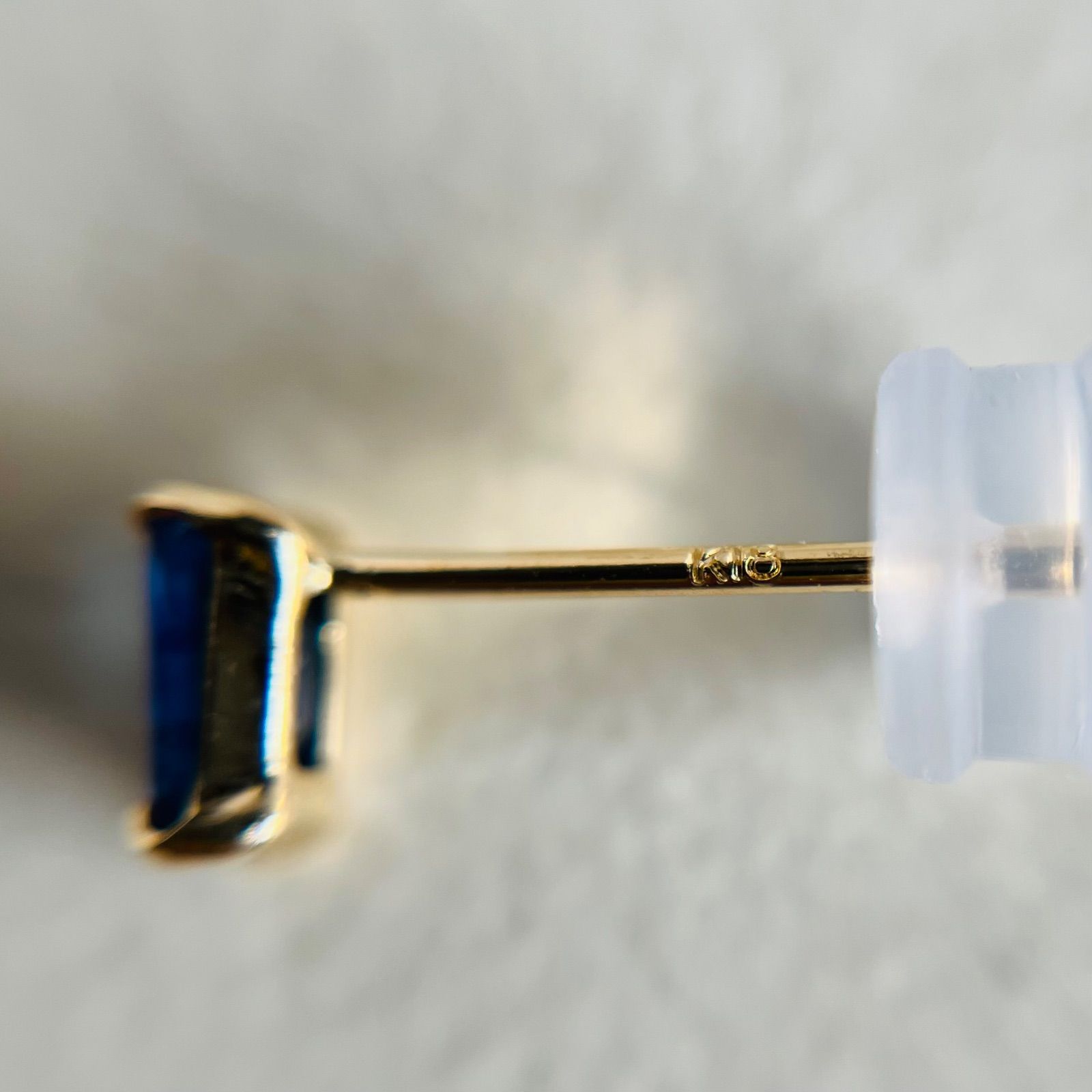 K18YG 天然石サファイア　ピアス sapphire 18金 バゲットカット K18YG 天然石サファイア ピアス sapphire 18金 バゲットカット