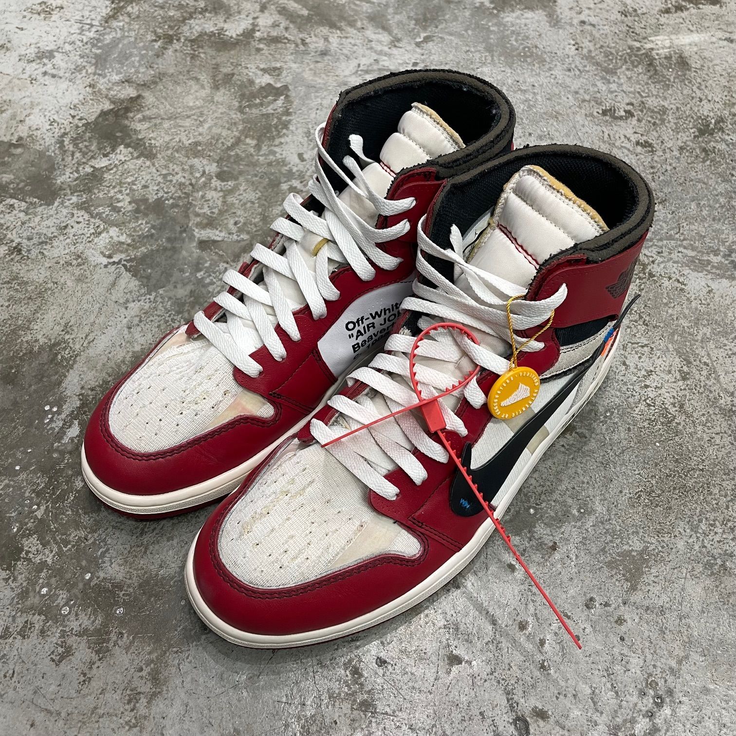 Off-White NIKE Air Jordan 1 Retro High The Ten Chicago コラボ オフホワイト シカゴ ジョーダン1  スニーカー AA3834-101 ナイキ オフホワイト 30cm 80736A1 - メルカリ