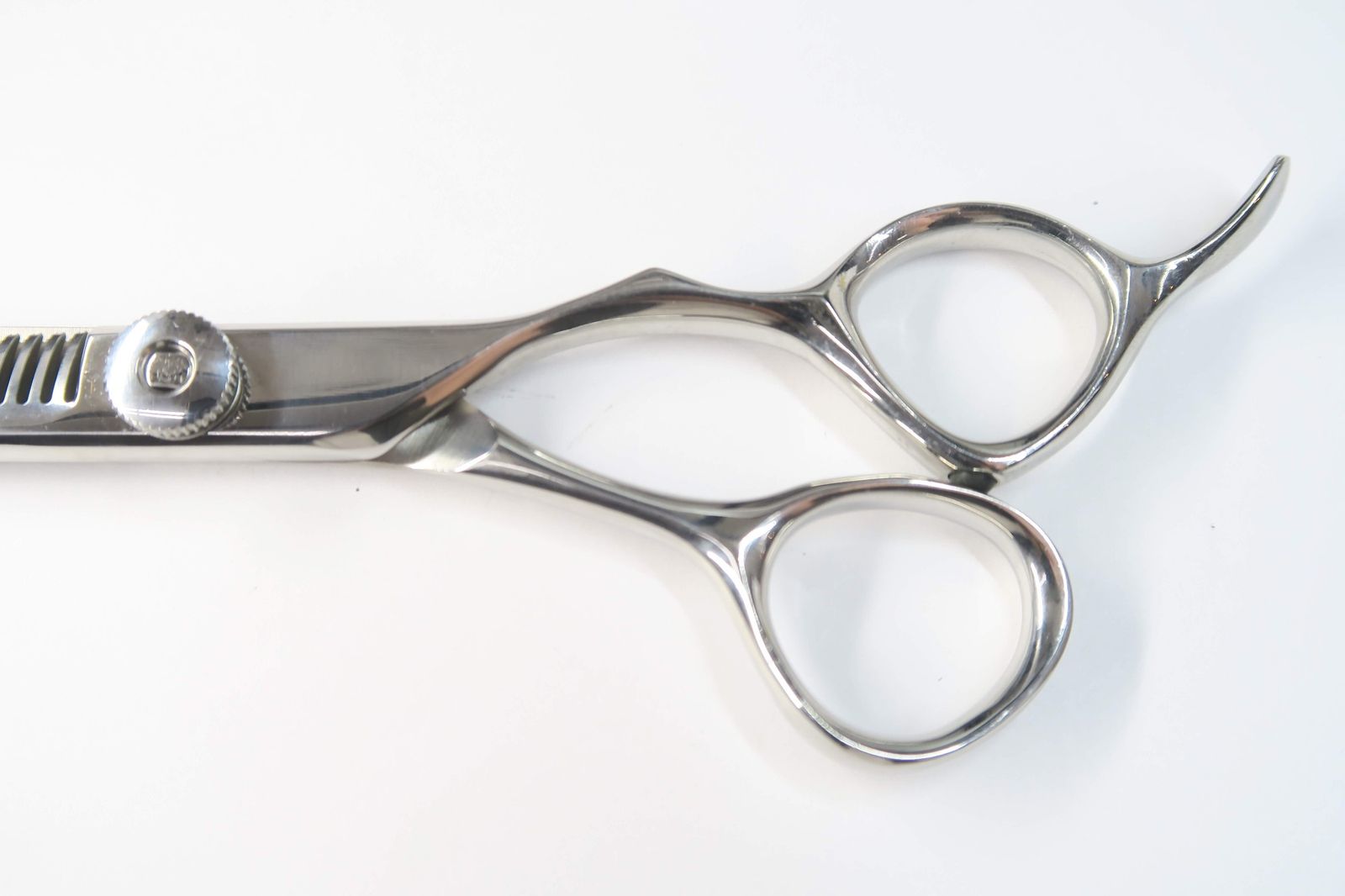 TOGINON DYNA SAURUS 6.1インチ セニングシザー 70% TOGINON DYNA SAURUS 6.1インチ セニングシザー 70% TOGINON DYNA