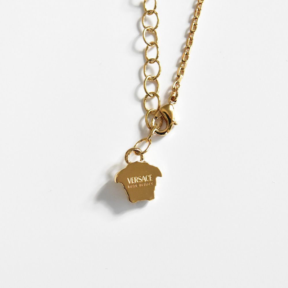 VERSACE