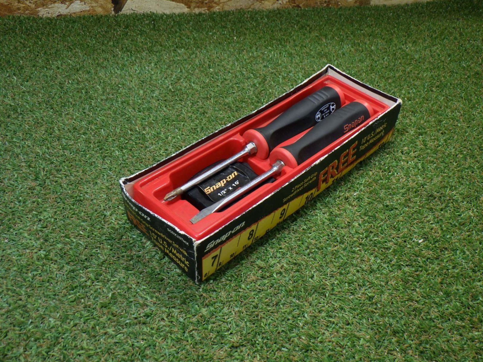  スナップオン ドライバー メジャー セット 自動車関連 多用途 品 250925 工具 ベンチマーク 比較 ドライバーセット ドライバー