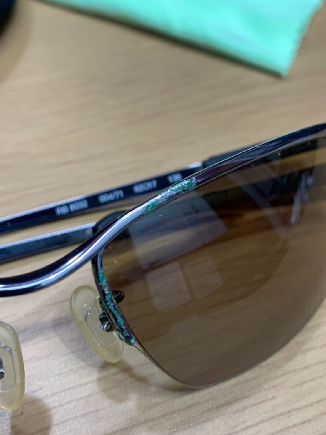 Ray Ban ファイテンレーシングコラボサングラス 型番RB8032(A