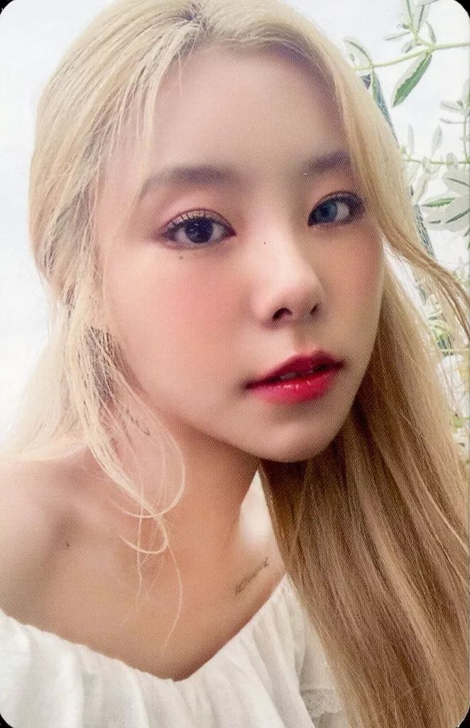 Mamamoo Wheein 1st Full Album In the mood Official Photocard