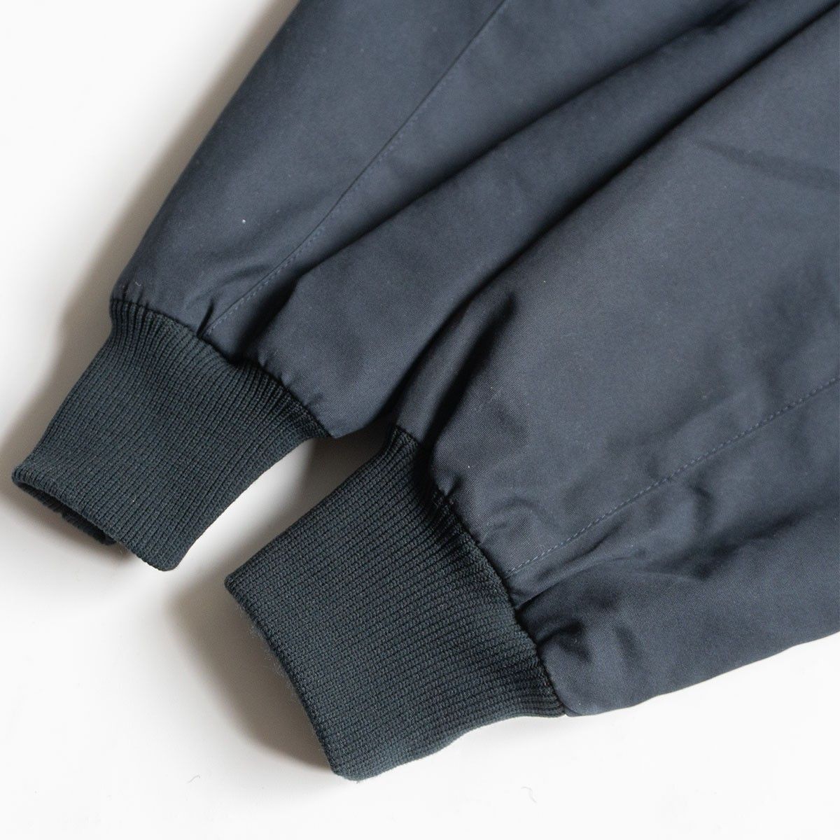美品✨英国製 BARACUTA G-9スウィングトップ ダークネイビー 36 楽天市場】【 BARACUTA / バラクータ 】スウィングトップ / G9