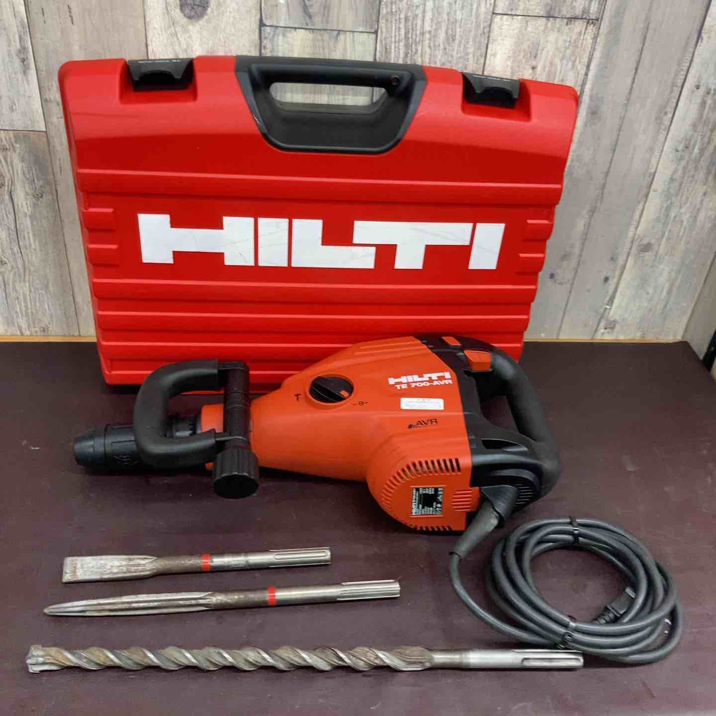 品 ヒルティ HILTI 電動ハンマ TE700-AVR ブルポイント チゼル ドリルビット付属 東大和店