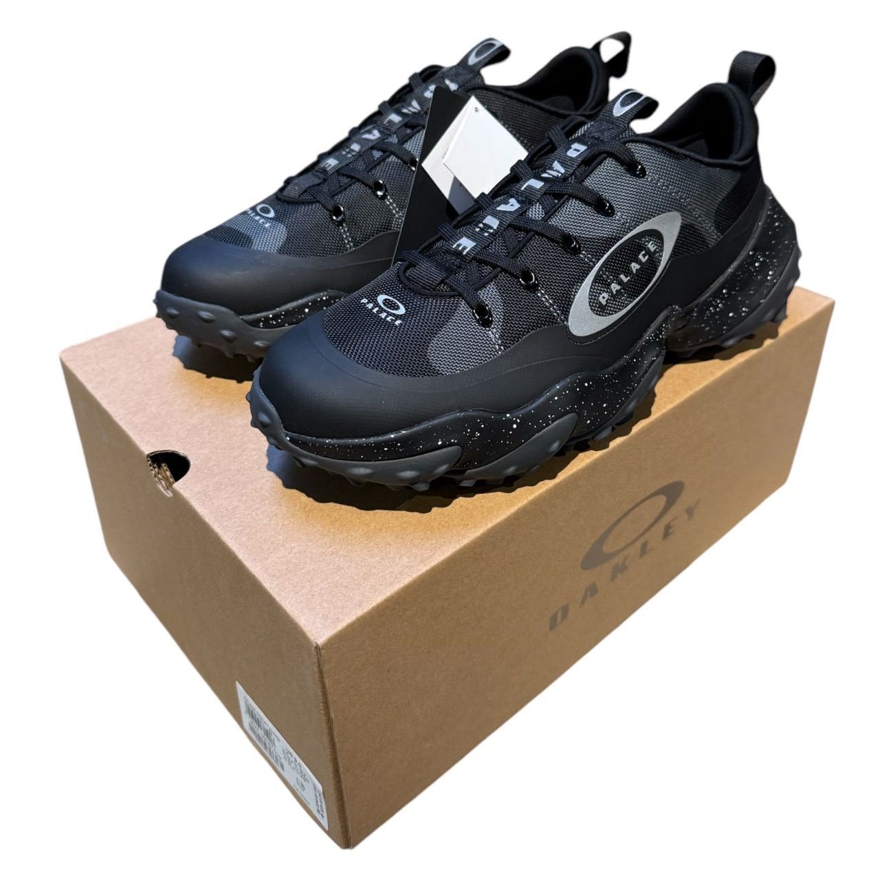 29　新品未使用　oakley edge flex 27cm ブラック 2024FW PALACE x Oakley Edge Flex 