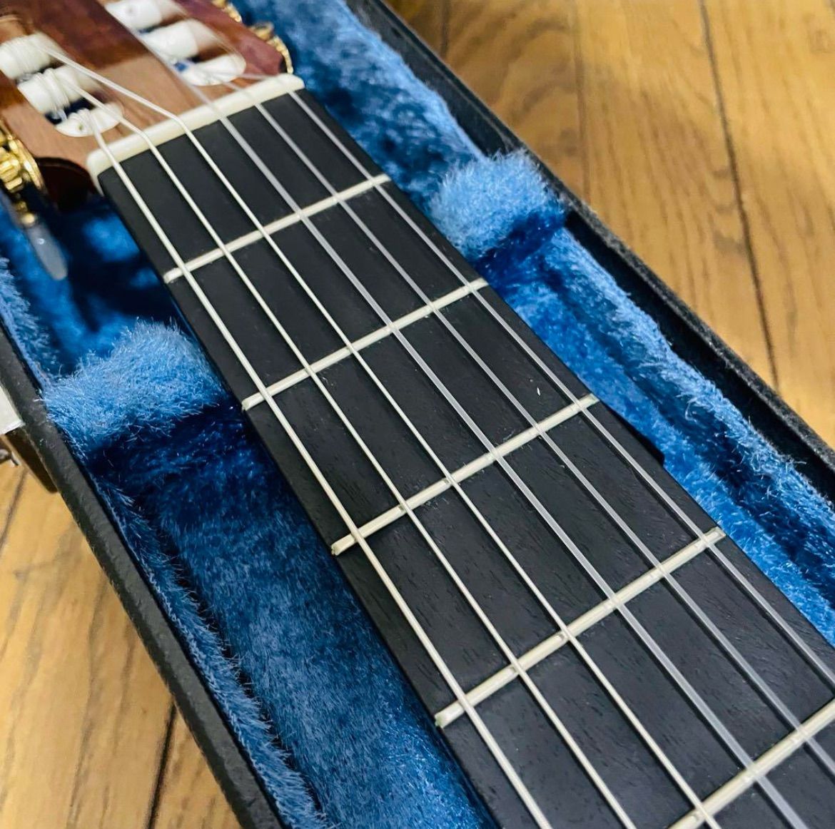 M100 クラシックギター