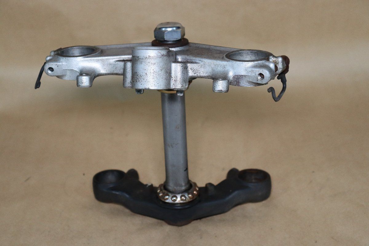 ＮＳＲ２５０？　　ステム ＆ トップブリッジ 純正品　中古　　　検索　MC28MC21 MC18 ウェビックガレージセール | ホンダ NSR250R MC18 41mm トップブリッジ