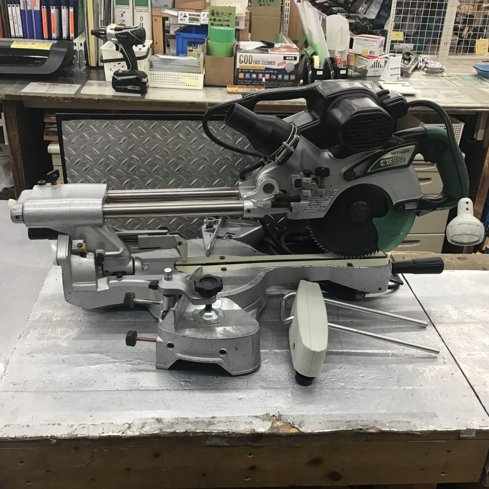 ○ハイコーキ(HIKOKI ※旧:日立工機) 卓上スライド丸ノコ C7FSB2 ○ハイコーキ(HIKOKI ※旧:日立工機) 卓上スライド丸ノコ C7FSB2