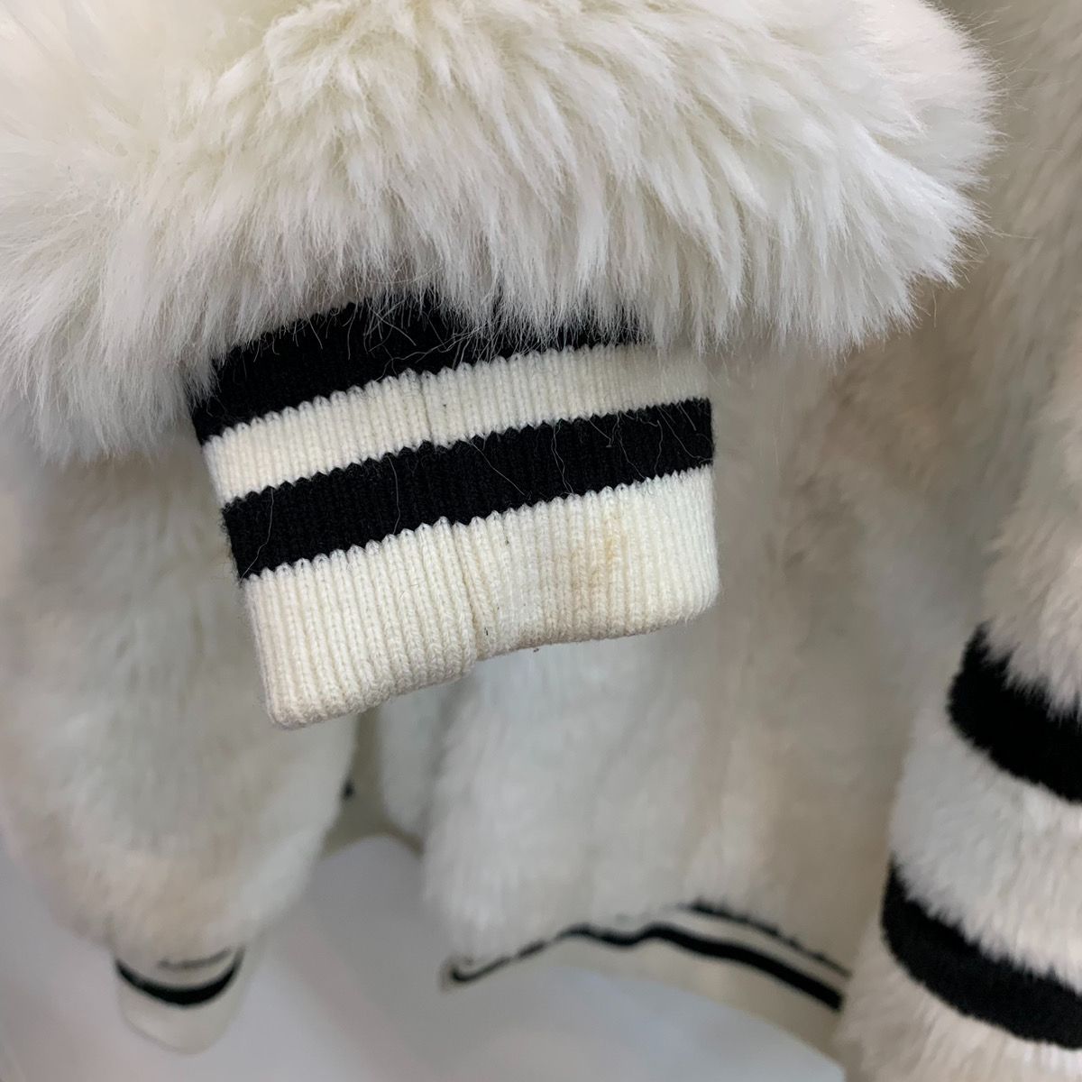 BALMAIN バルマン ファージャケットホワイト Bloomin ブルーミン ファージャケット 白 ホワイト - メルカリ